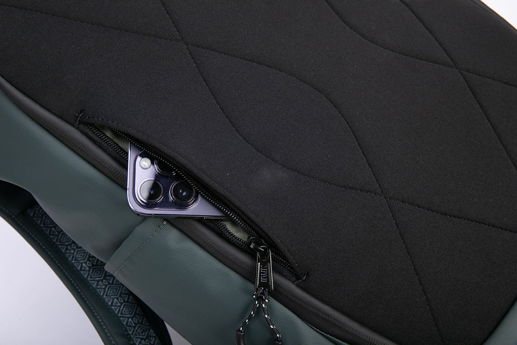 Wanderer Outdoor Watershed Backpack Black Forest 32L