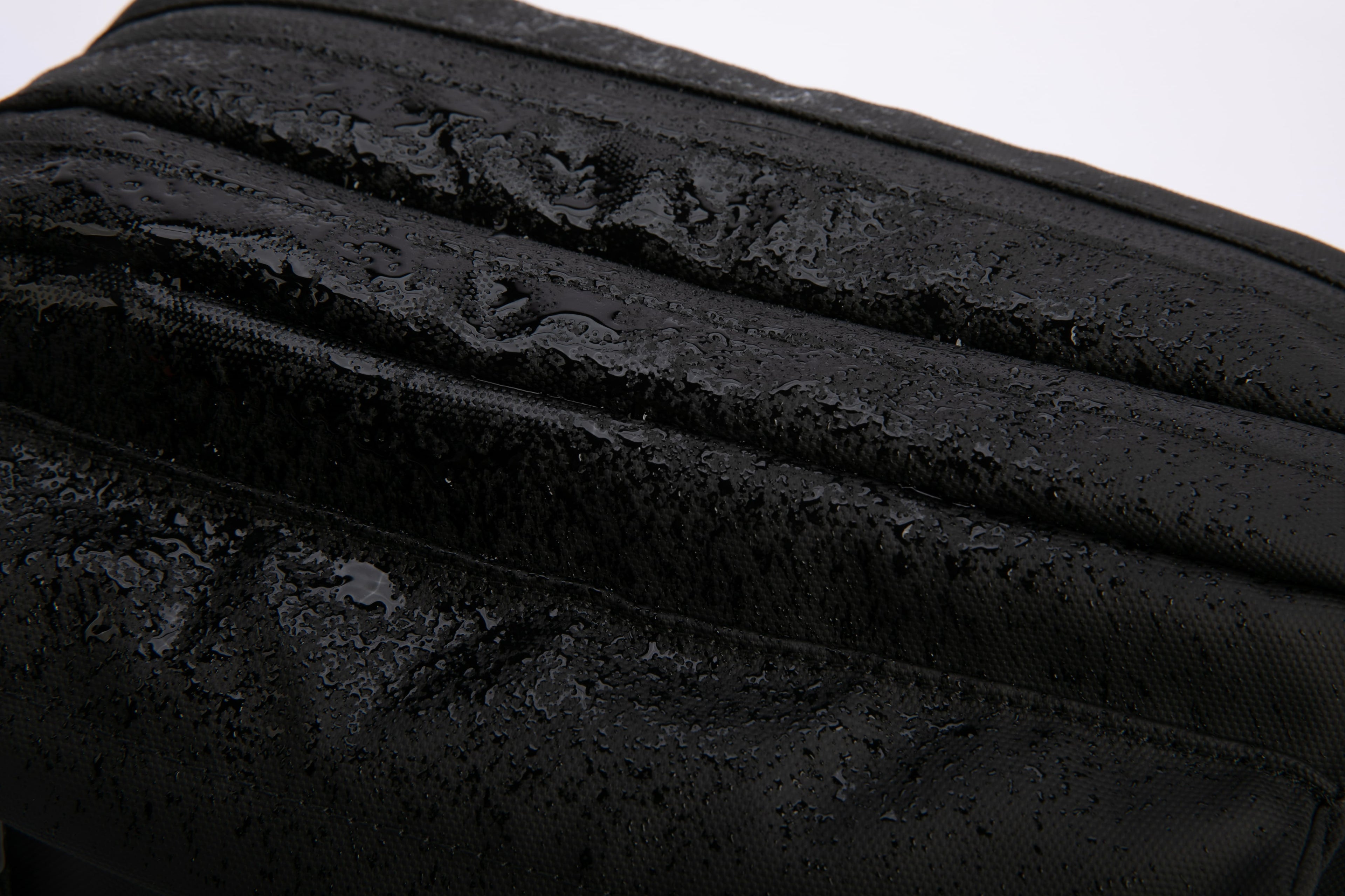 Rocky Sling Bag - Recycled Fabrics (6L)