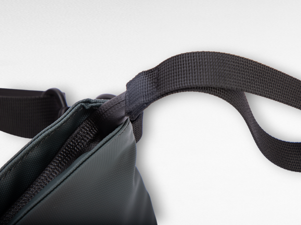 Pouch TOGO Sling bag - Recycled Fabrics 1.6L