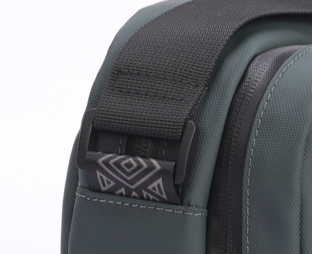 Rocky Sling Bag - Recycled Fabrics (6L)