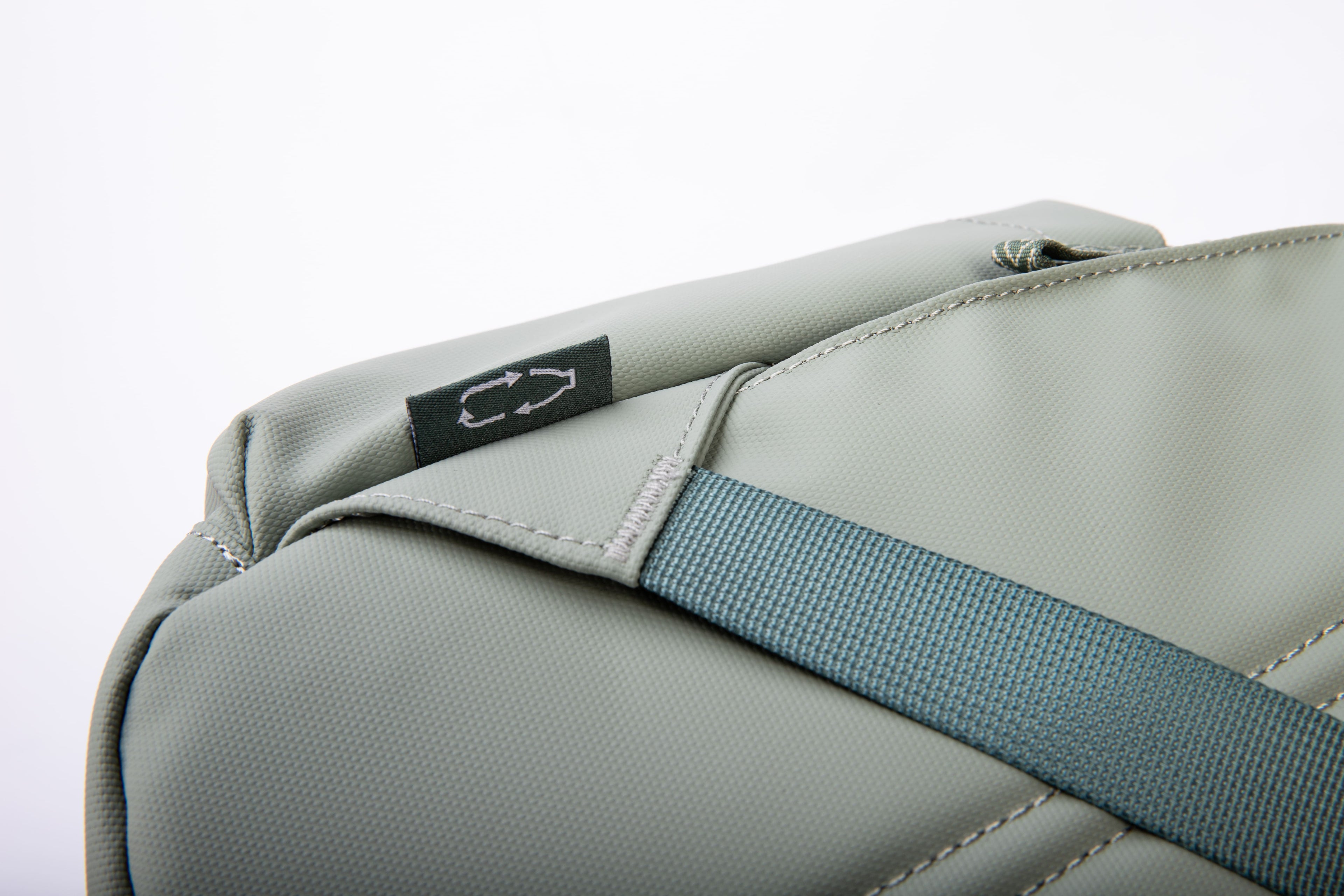 WUUL Watershed Backpack - Recycled Fabrics (21L)