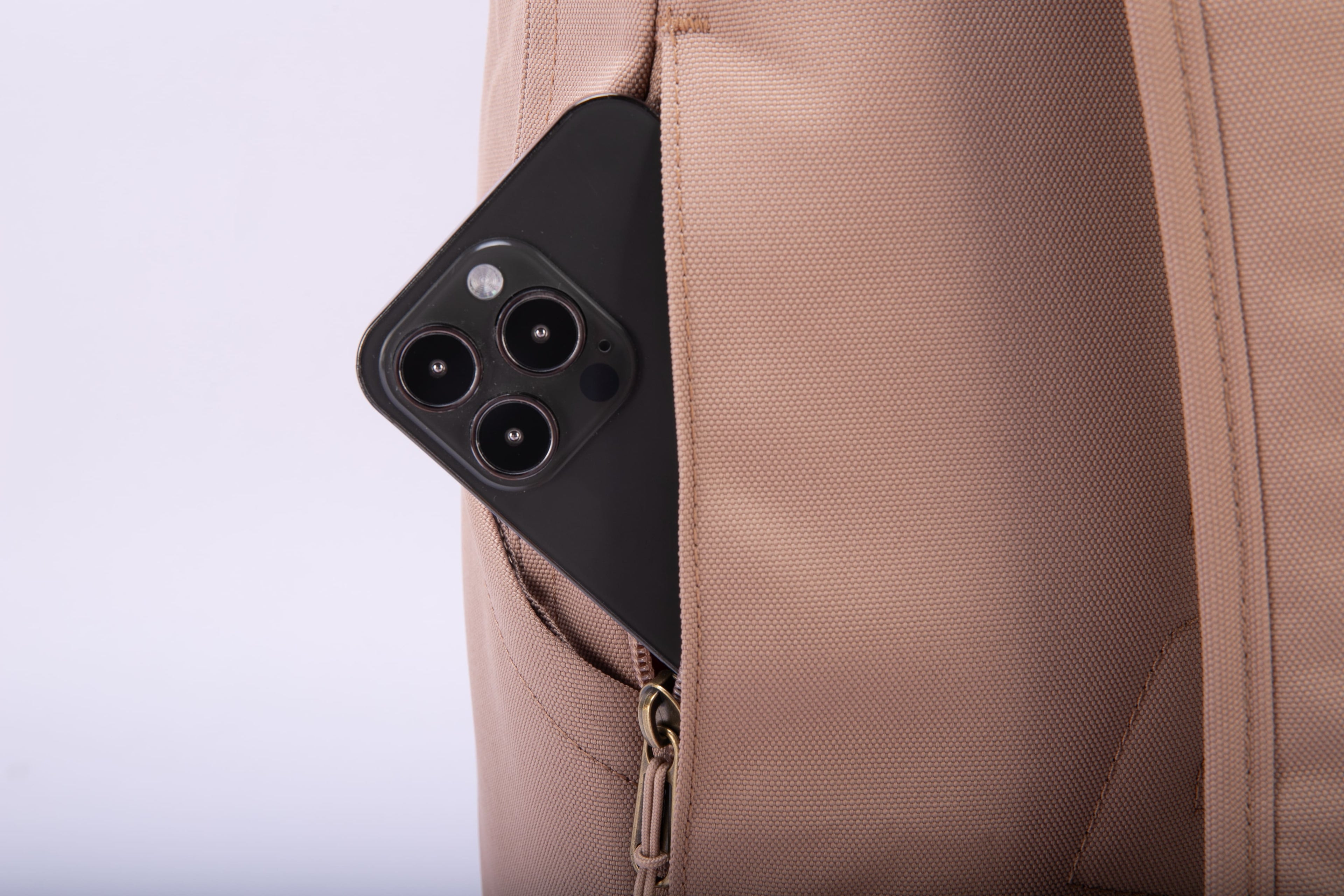 Kooteney Backpack - Recycled Materials (13.7L)