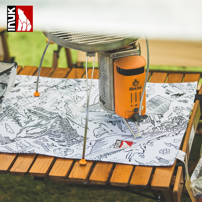 Table Runner Bear's Life