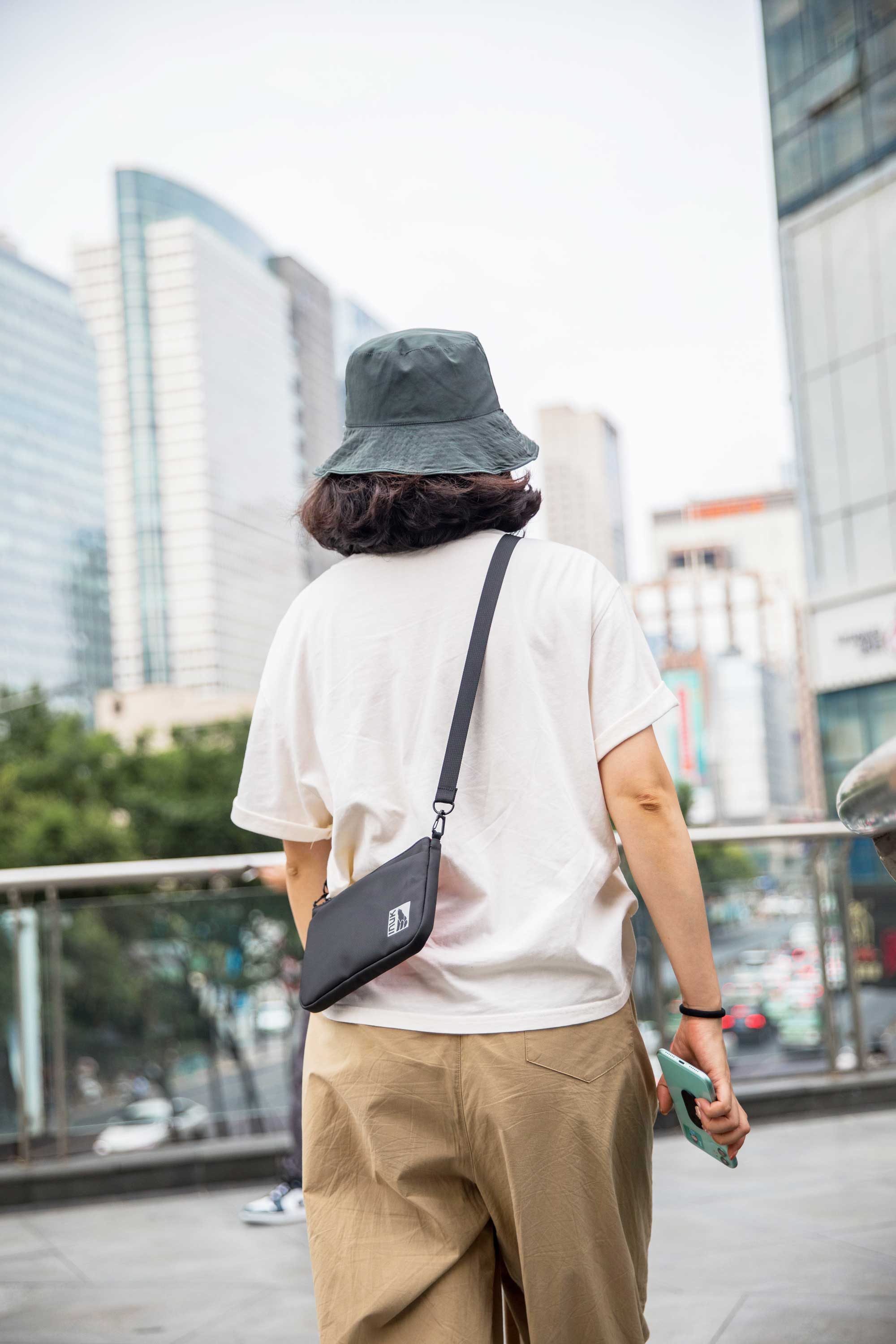 Long Wallet Sling Bag - Recycled Fabrics (0.8L)