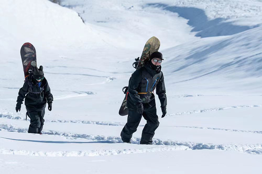 Summit Vest Backpack All Black