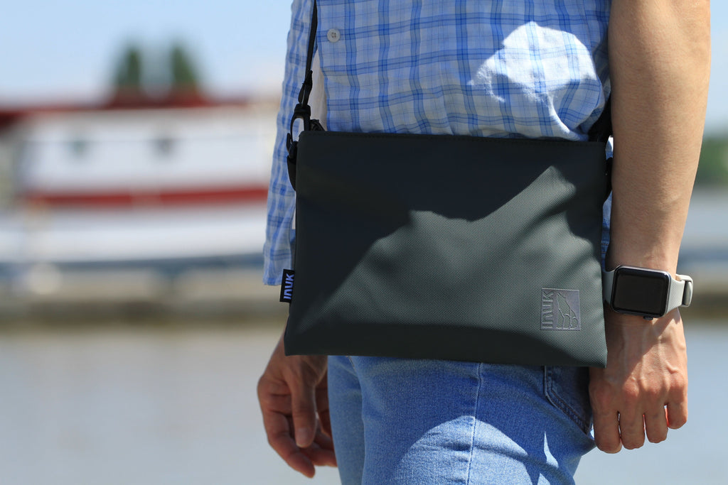 Pouch TOGO Sling bag - Recycled Fabrics 1.6L