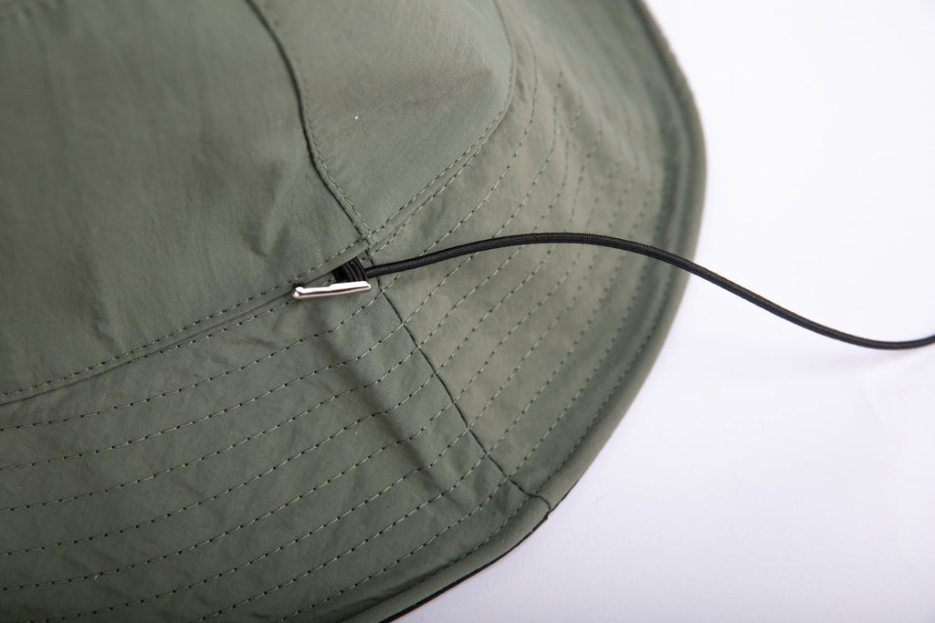 Reversible Bucket Hat / Water-resistant