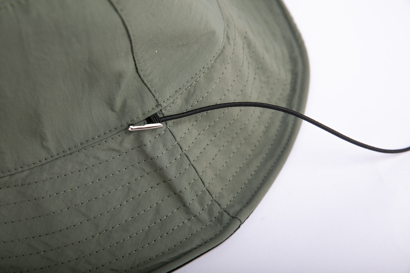 Reversible Bucket Hat / Water-resistant