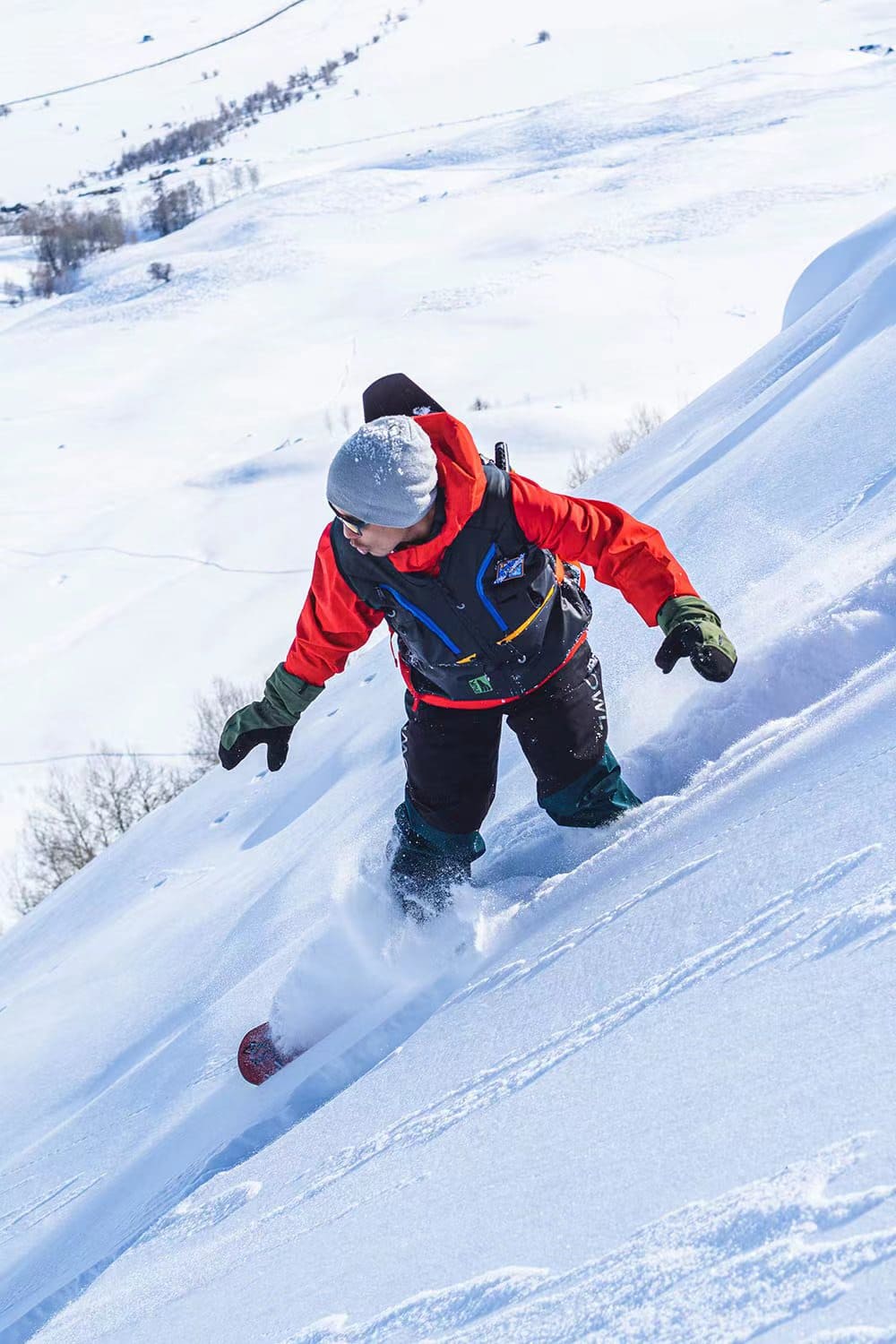 Summit Vest Backpack Black Blue Yellow